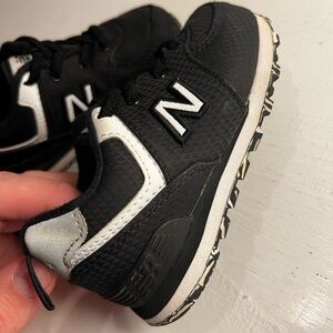 New Balance Kids Sneakers Black and White
